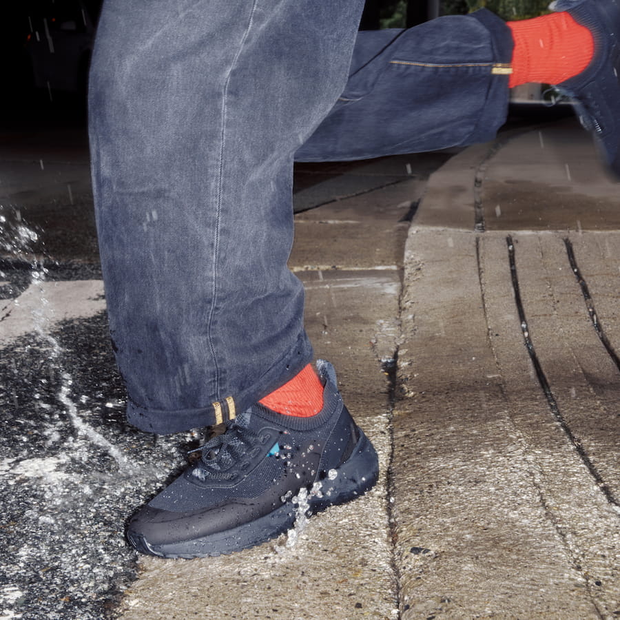 Men's Stormburst Low Top - Black 4 Men's Stormburst Low Top - Black