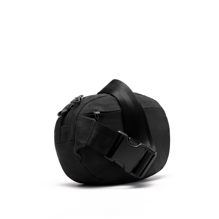 Shoreline Belt Bag 1L - Jet Black