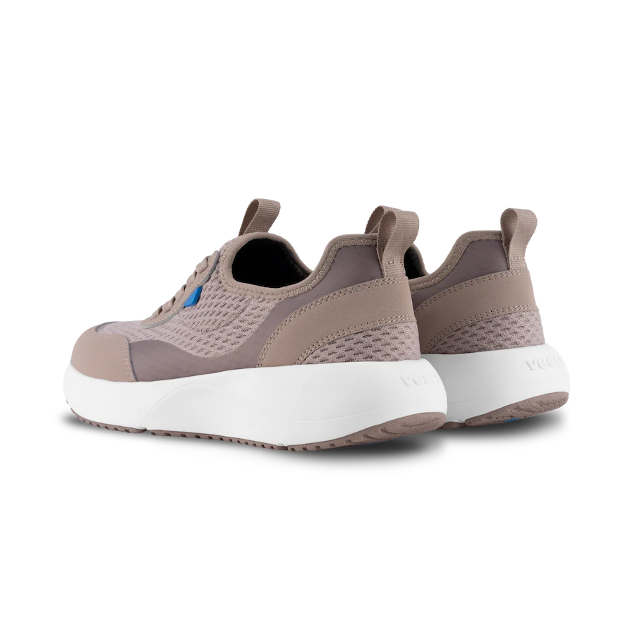 Women's Pacific Sneaker - Gravitate