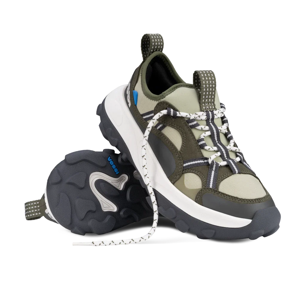Women's Motu Sneaker - Trail/Light Dune 8 Women's Motu Sneaker - Trail/Light Dune