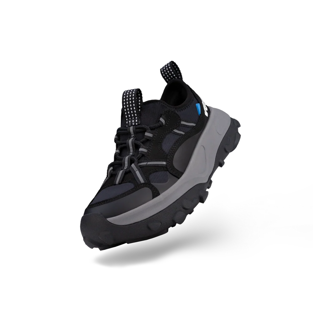 Women's Motu Sneaker - Black/Grey 6 Women's Motu Sneaker - Black/Grey